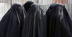 Rüyada Çarşaflı Kadın Görmek Rüya Yorumu ve Anlamı